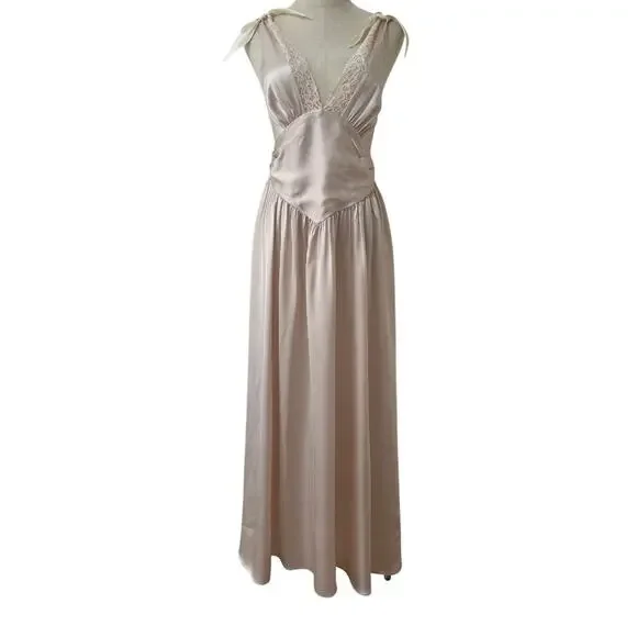 Helsa The Silk Celeste Dress - Picture 14 of 16